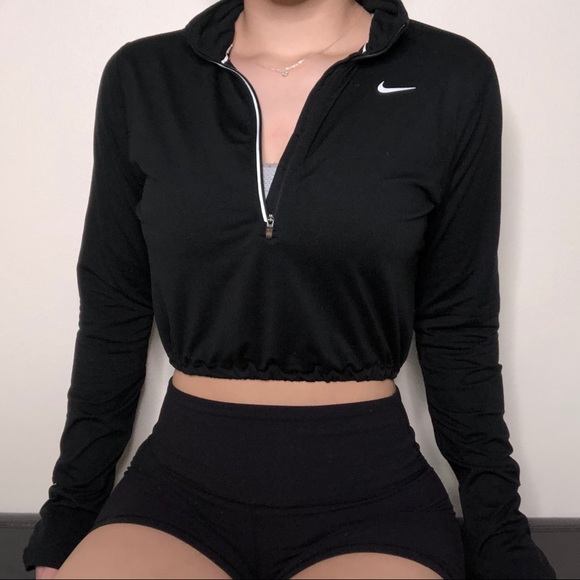 Nike Tops - Nike Cropped Quarter Zip